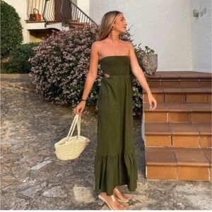 NWT Zara green linen smocked strapless dress.